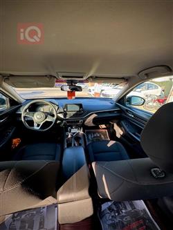 نيسان ألتيما